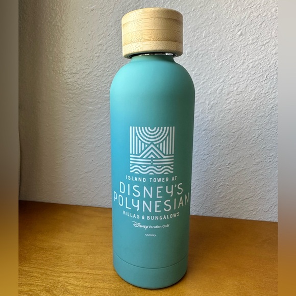 Disney Other - Disney’s Polynesian Villas DVC Water Bottle - Island Tower